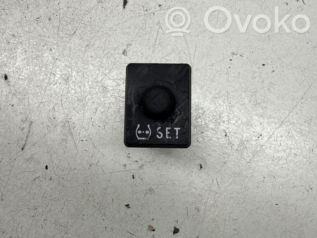 Toyota Yaris Botón de reinicio del sistema TPMS 