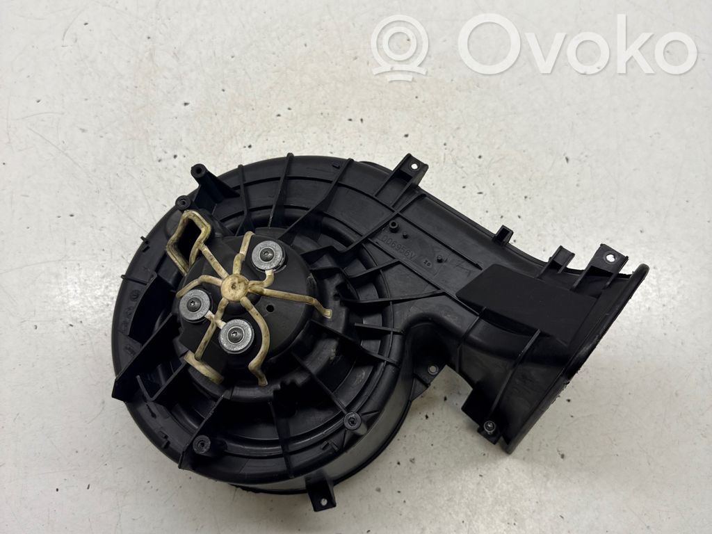 Opel Signum Pečiuko ventiliatorius/ putikas 