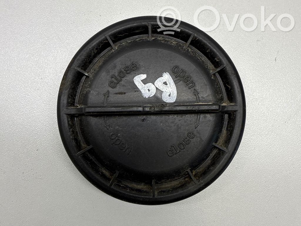 Audi A4 S4 B9 8W Deckel Abdeckung Scheinwerfer 