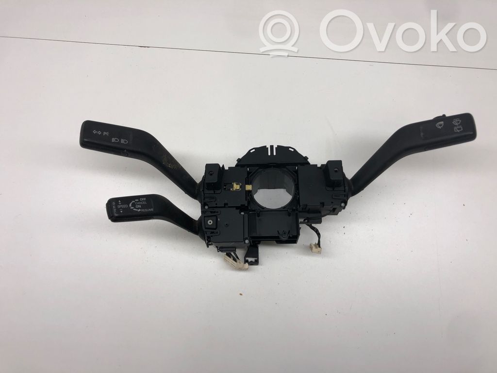 Volkswagen PASSAT B6 Interruptor/palanca de limpiador de luz de giro 