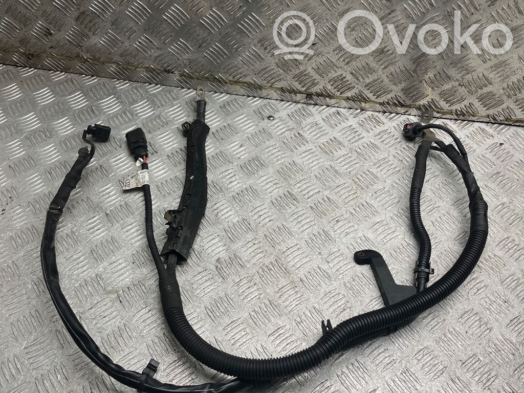 Audi A4 S4 B9 8W Cables (motor de arranque) 