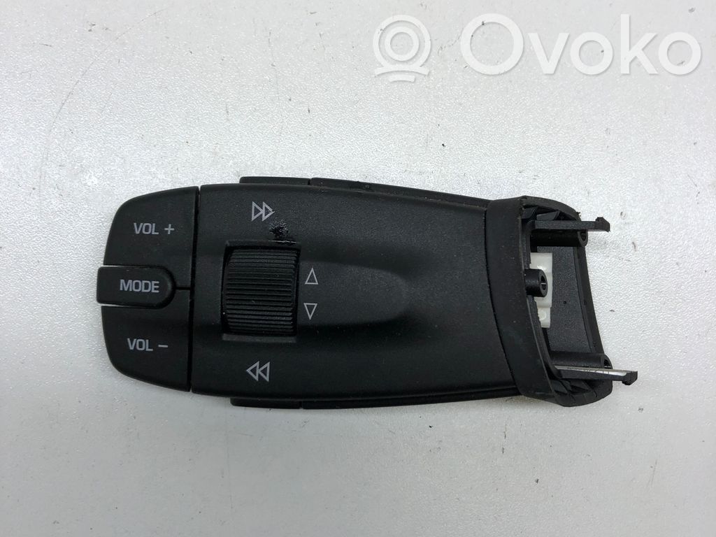 Seat Ibiza IV (6J,6P) Interruptor de control multifunción 