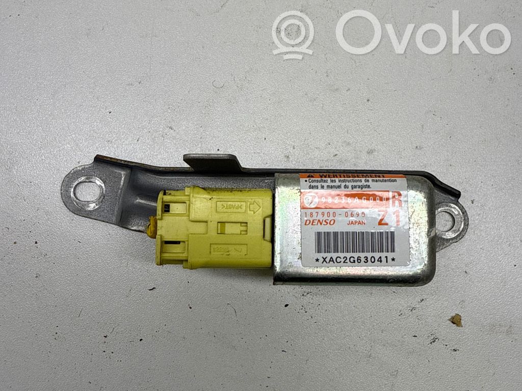 Subaru Legacy Airbagsensor Crashsensor Drucksensor 
