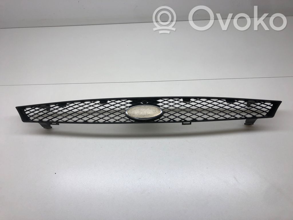 Ford Focus Grotelės priekinės 