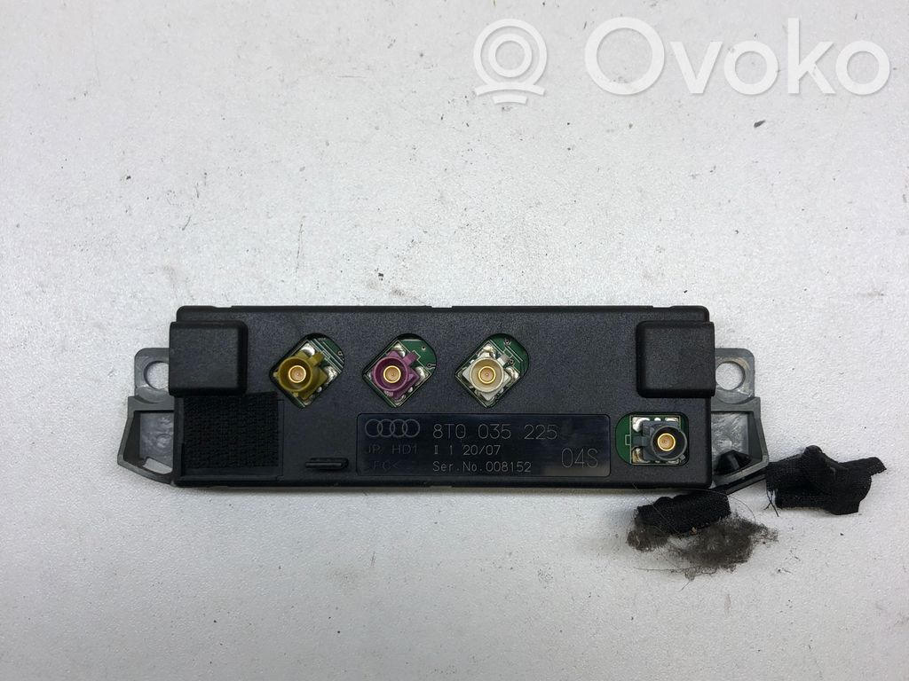 Audi A5 8T 8F Antenos stiprintuvas 