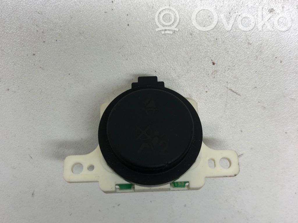 Nissan Note (E11) Interrupteur commutateur airbag passager 
