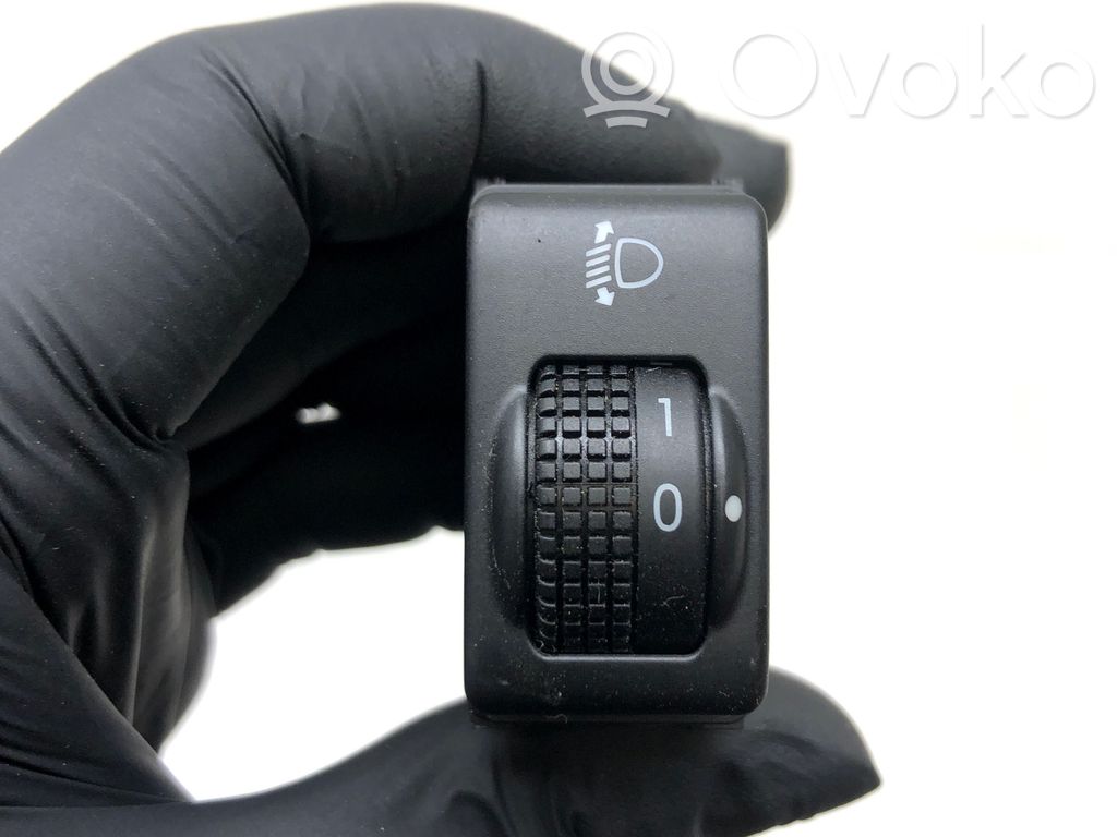 Bouton commande réglage hauteur de phares   25190BH00A