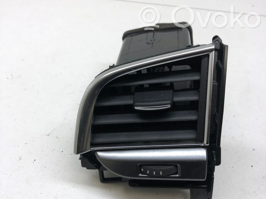 Mazda 6 Moldura protectora de la rejilla de ventilación lateral del panel 