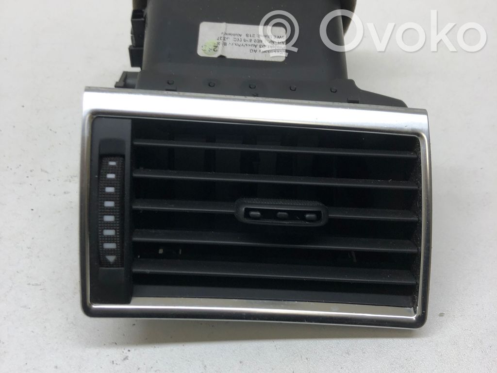 Audi A8 S8 D3 4E Moldura protectora de la rejilla de ventilación lateral del panel 