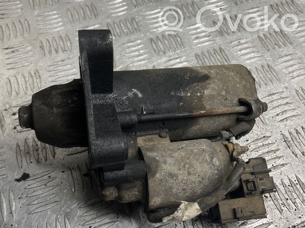 Starteris   Y60118400A