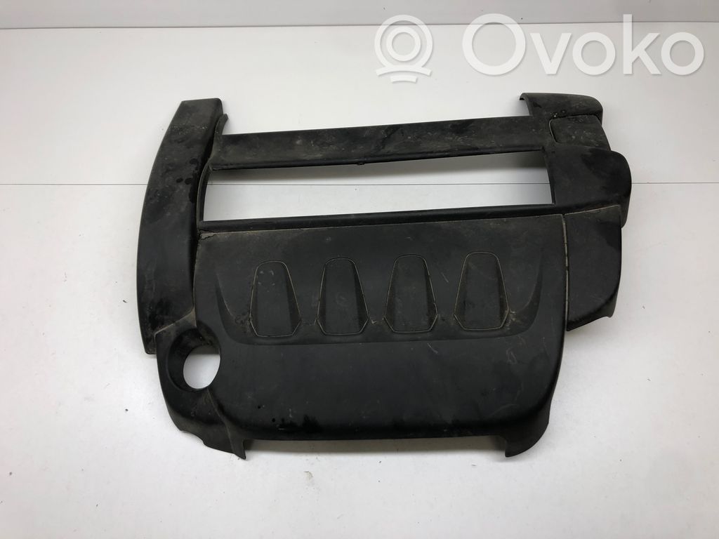 Peugeot 407 Couvercle cache moteur 