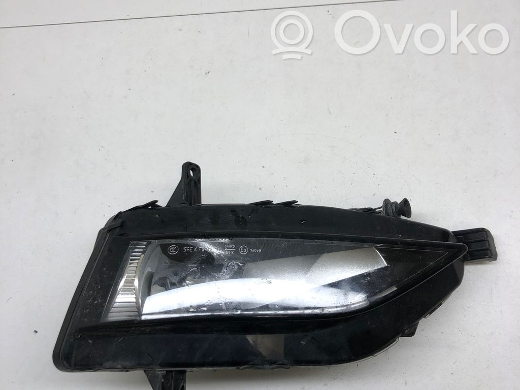 Volkswagen Golf VII Światło przeciwmgłowe przednie 