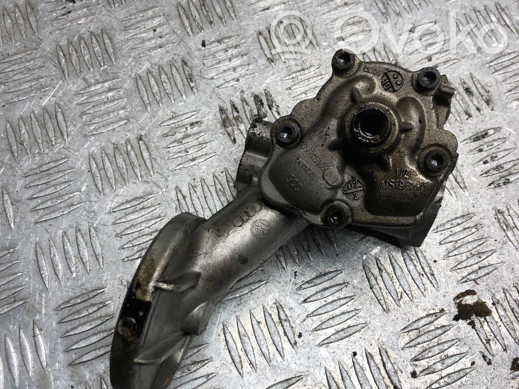 Audi A5 8T 8F Pompe à huile 