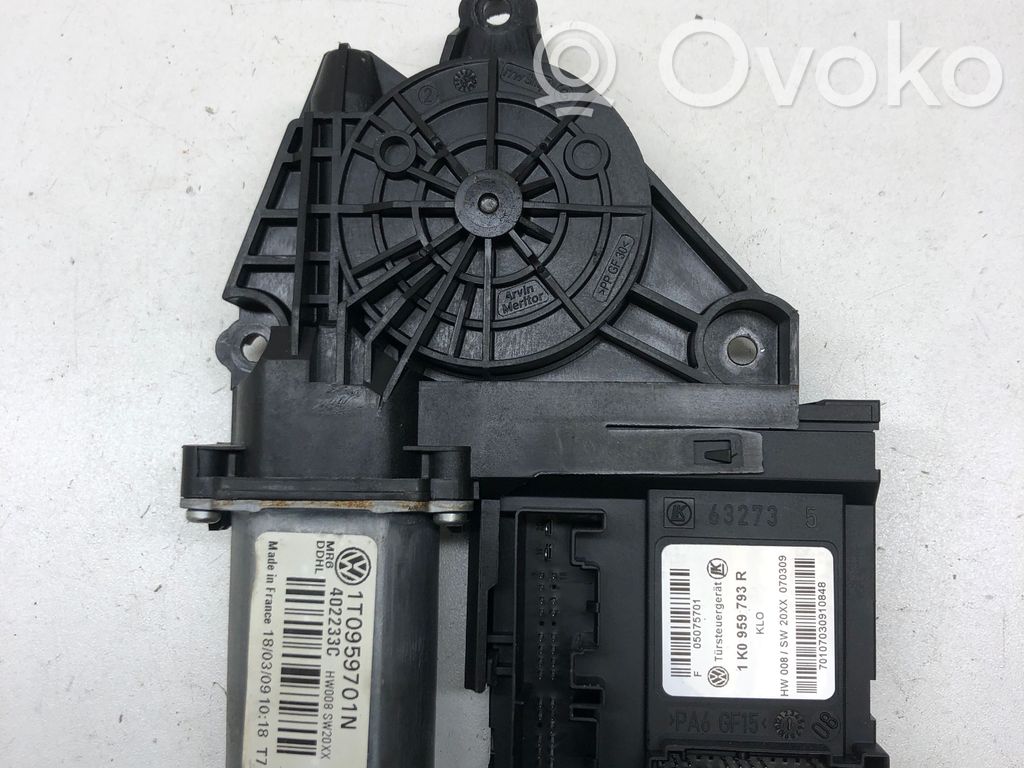 Skoda Octavia Mk2 (1Z) Silnik regulatora szyby drzwi przednich 