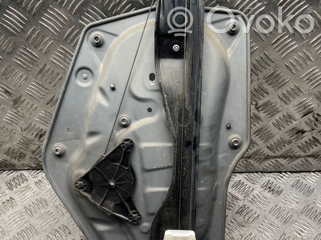 Skoda Superb B6 (3T) Mechanizm podnoszenia szyby tylnej bez silnika 