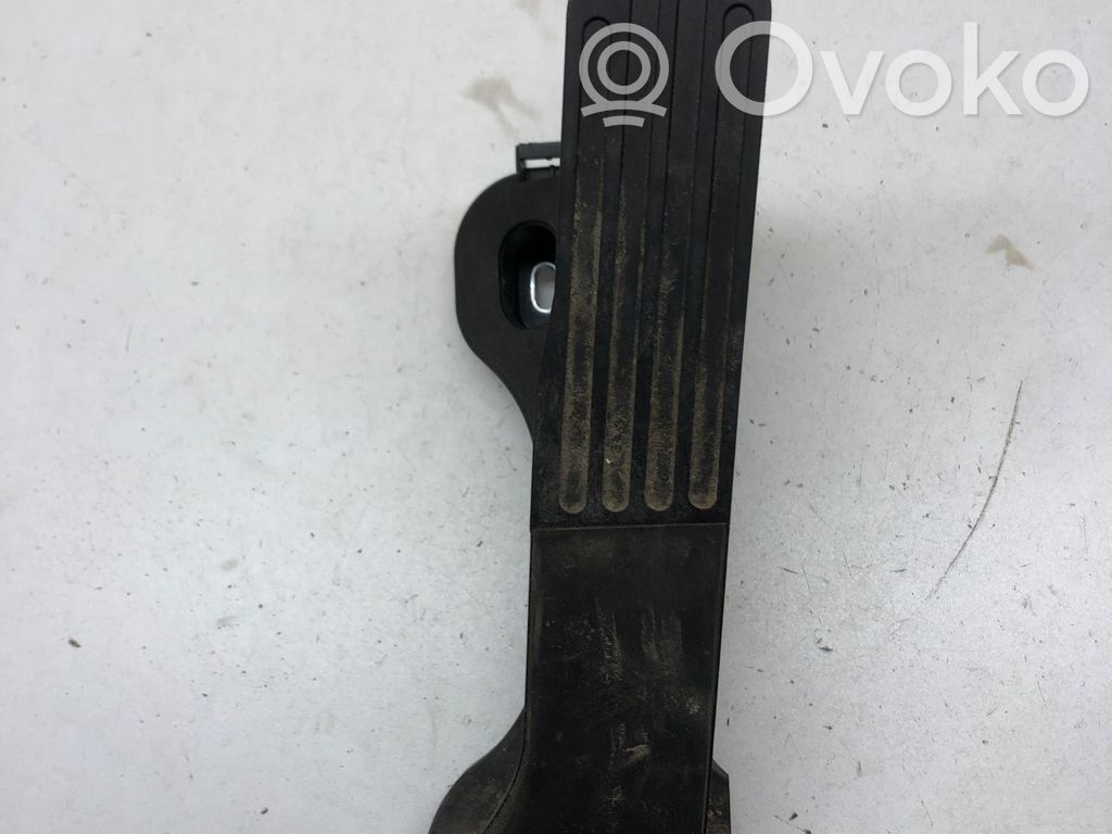 Volkswagen Golf VI Pedał gazu / przyspieszenia 