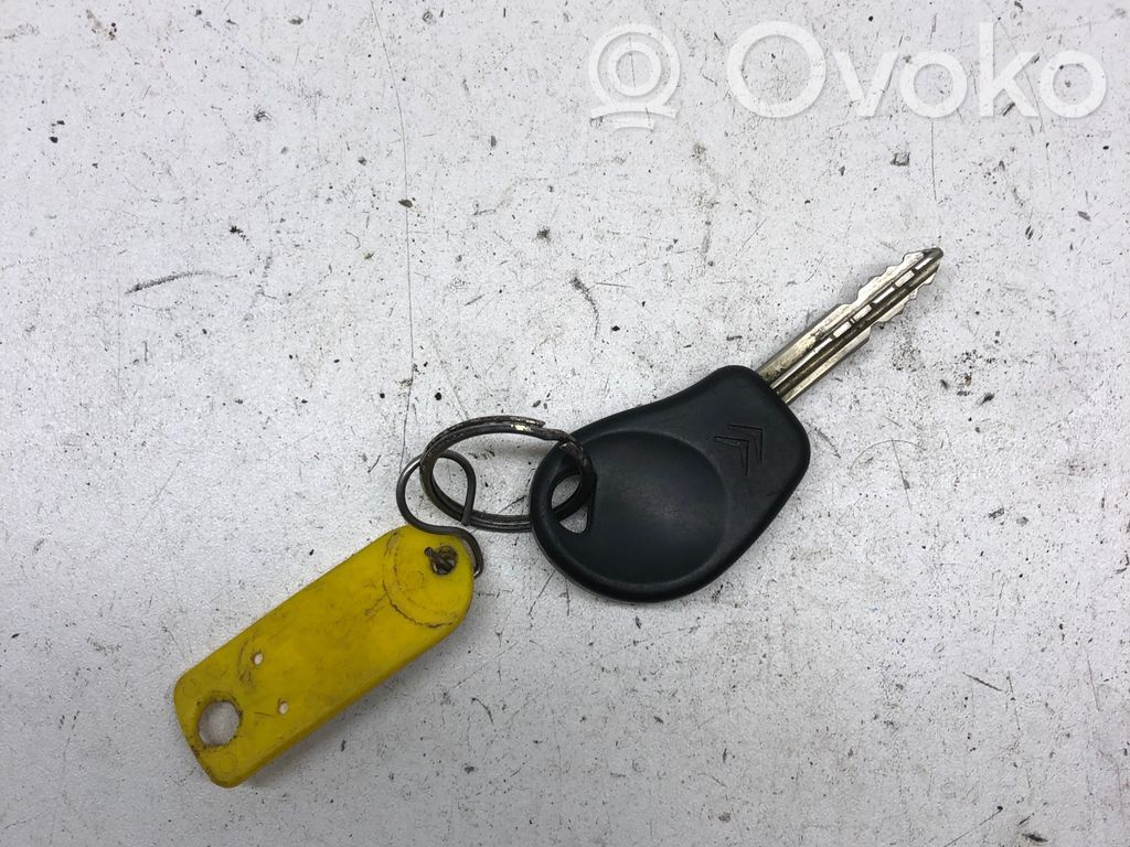 Ignition key/card
