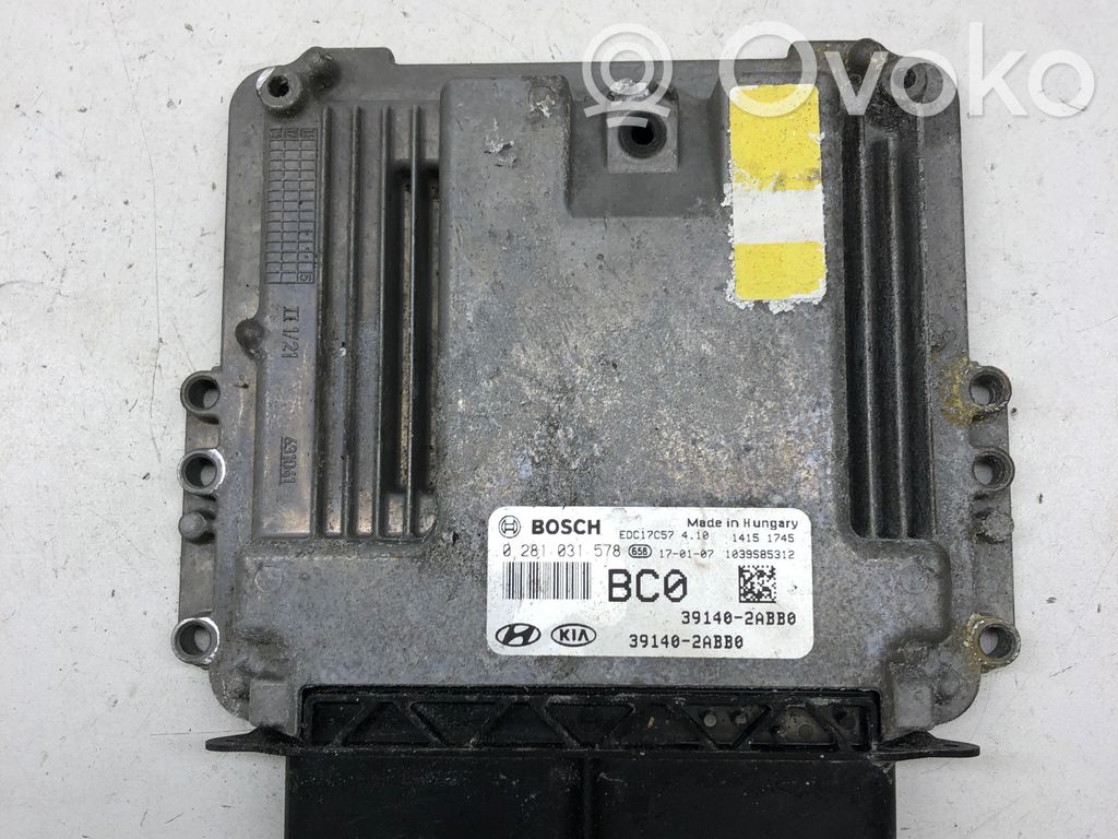 Hyundai Tucson TL Engine control unit/module 