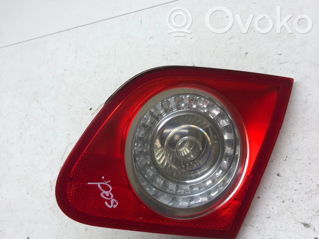 Volkswagen PASSAT B6 Takaluukun takavalot 