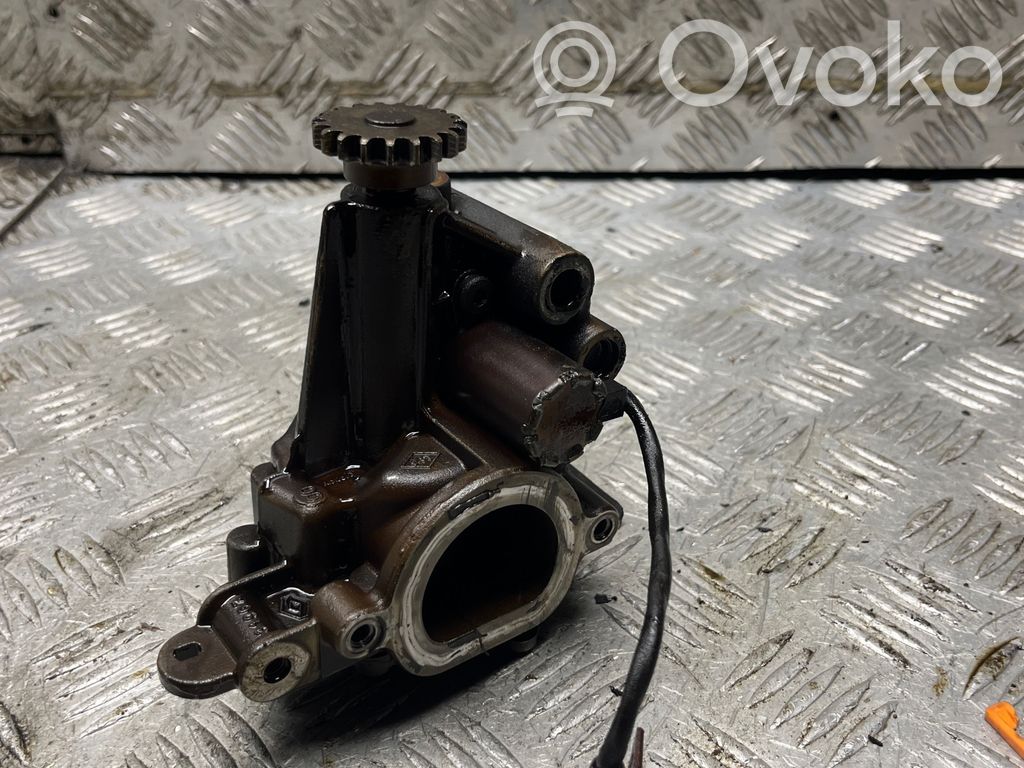 Nissan Qashqai Bomba de aceite 