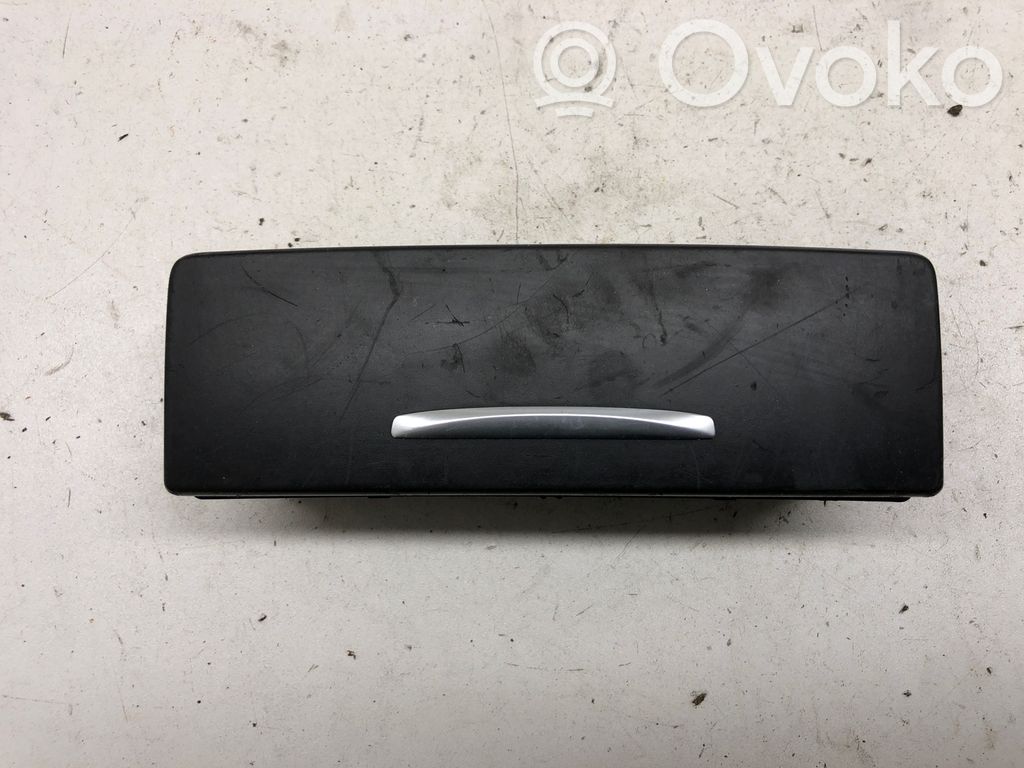 BMW 3 E90 E91 Aschenbecher hinten 