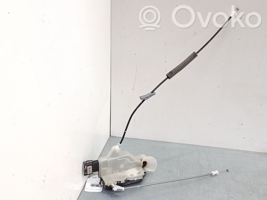 Front door lock   190273,16943324
