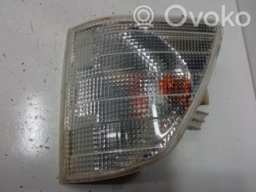 Mercedes-Benz Sprinter W901 W902 W903 W904 Semnalizator față 