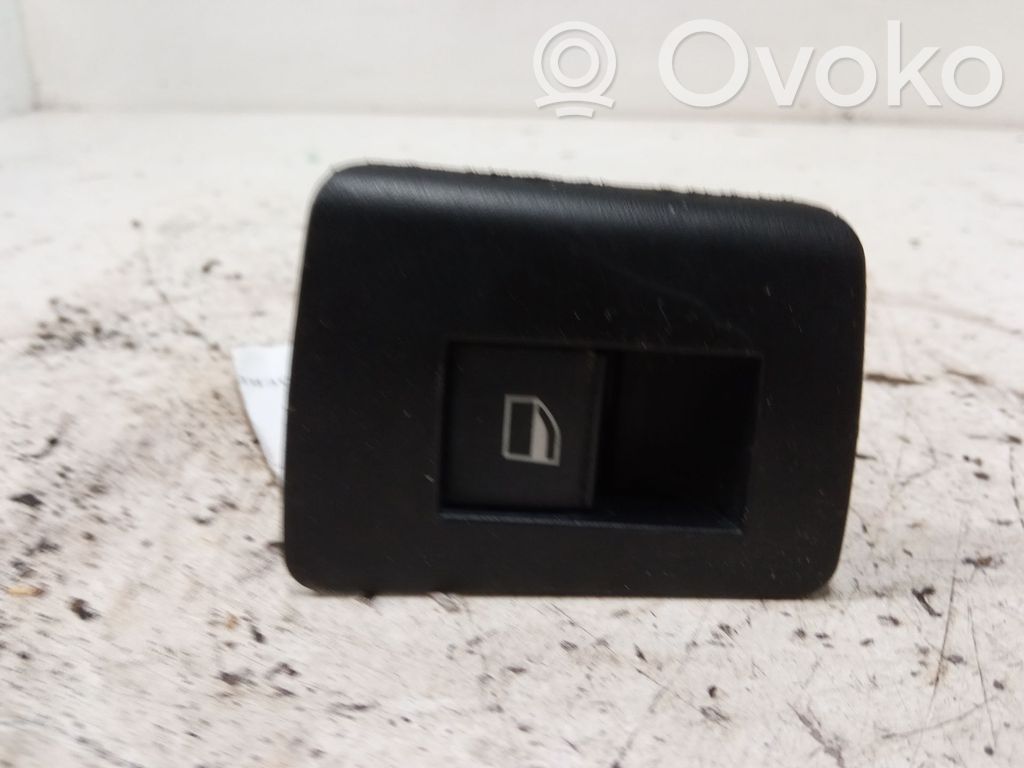 Electric window control switch   19041A15859801