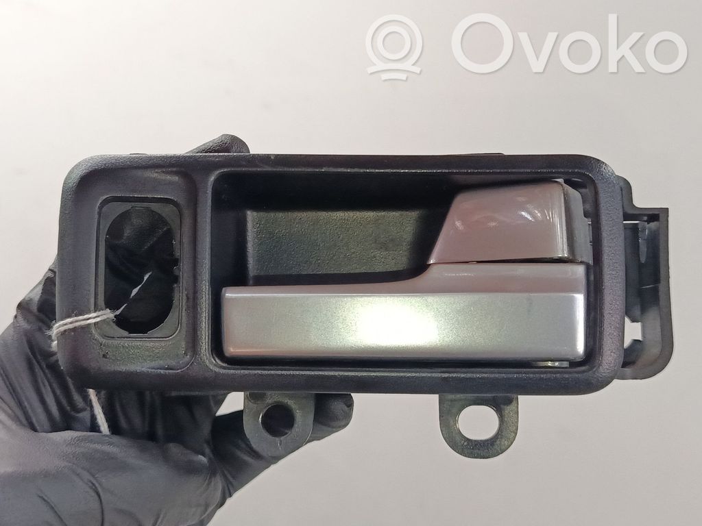 Manecilla interna puerta delantera   3M51R22600