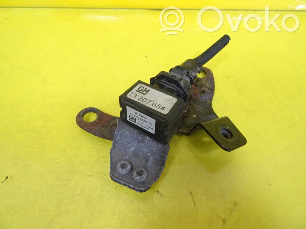 Geschwindigkeitssensor Drehzahlsensor   13207654,9570930003