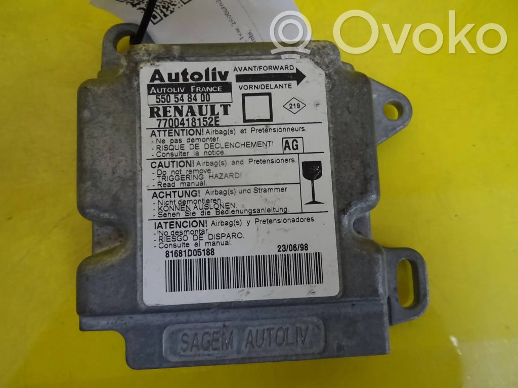 Renault Megane I Airbag control unit/module 