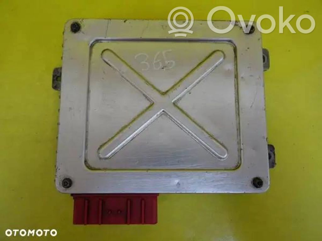 Engine control unit/module   MSB100680
