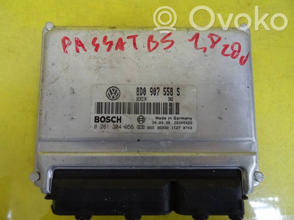 Engine control unit/module   8D0907558S,0261204956