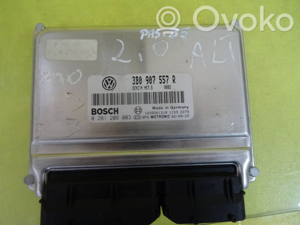 Volkswagen PASSAT B5 Engine control unit/module 