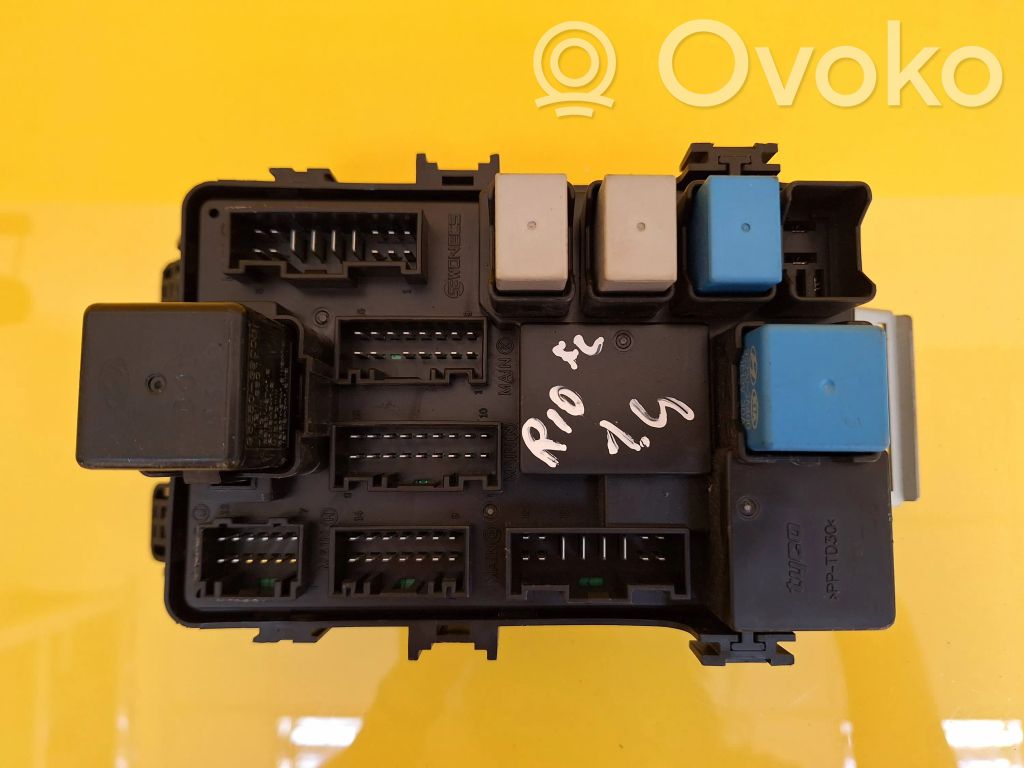 KIA Rio Fuse box set 