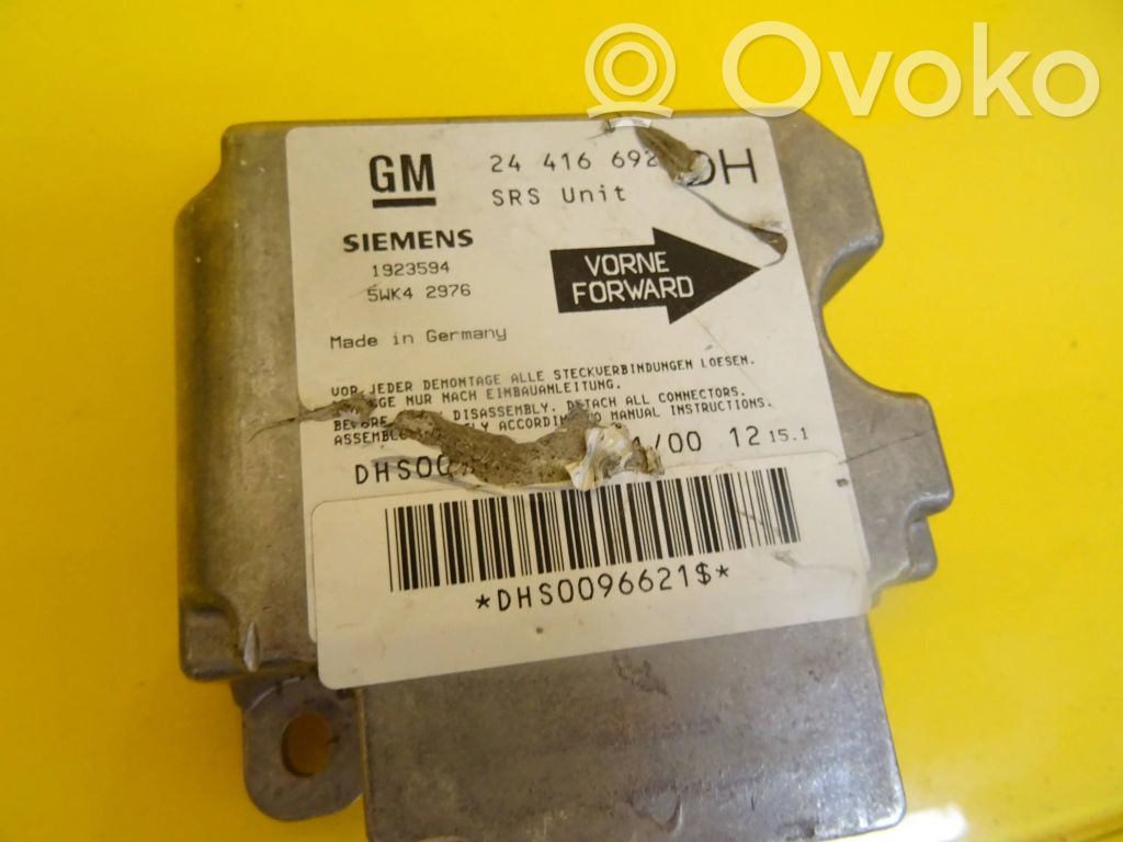 Opel Corsa B Airbag control unit/module 