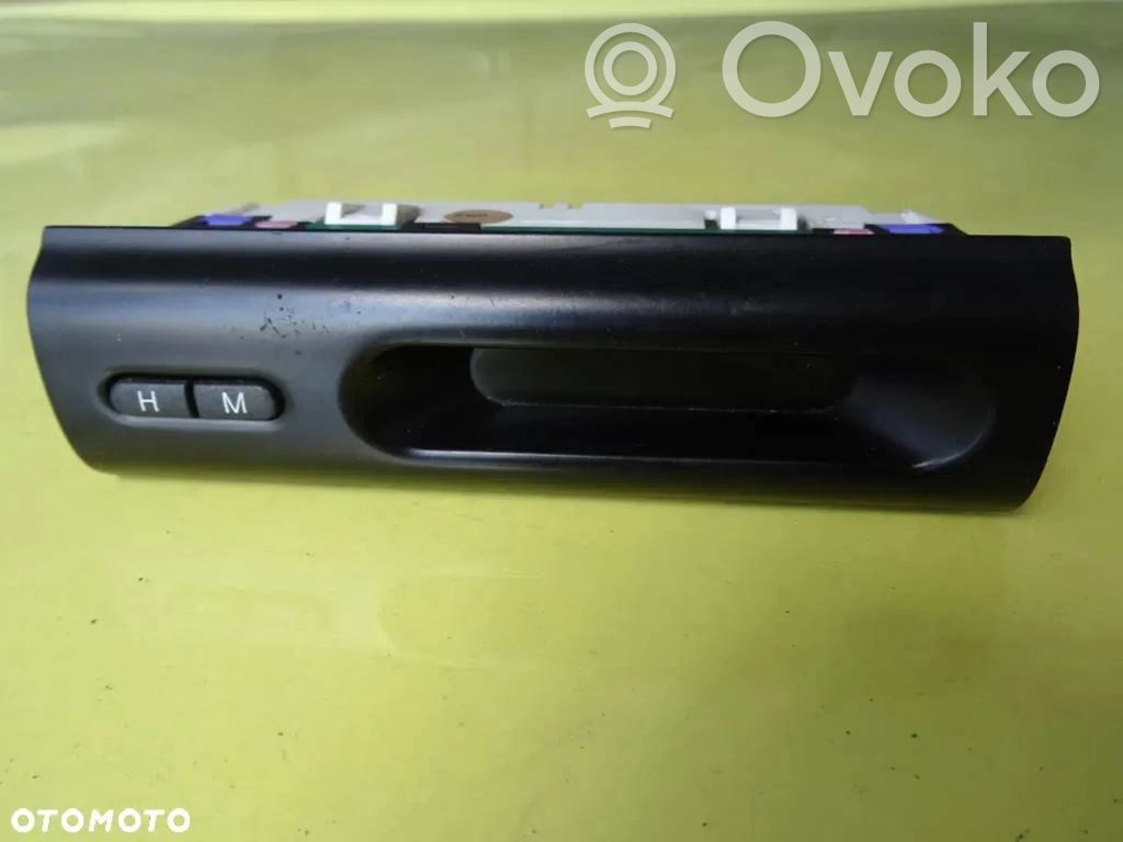 Ford Mondeo MK I Monitori/näyttö/pieni näyttö 