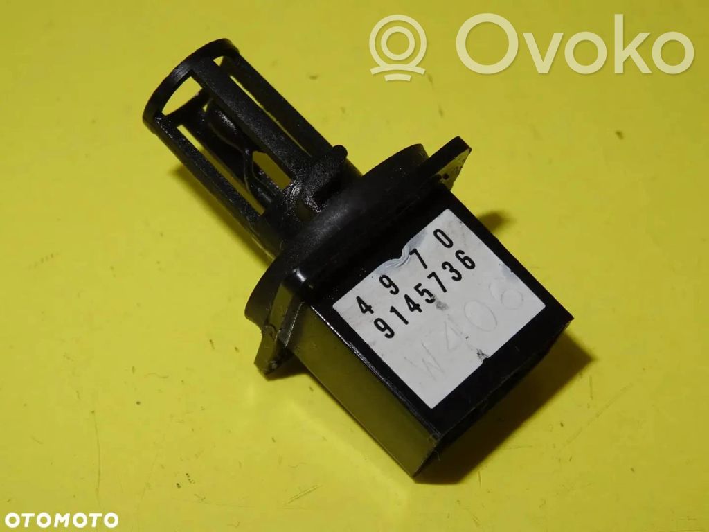 Interior temperature sensor   9145736