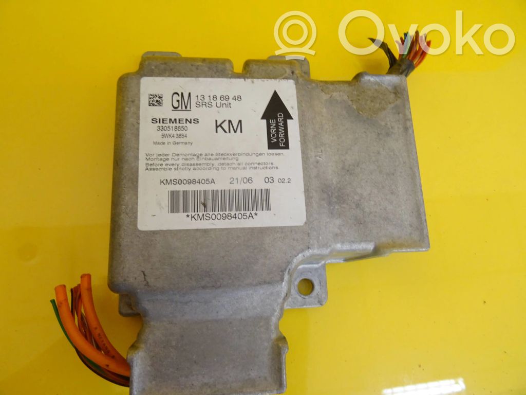 Opel Vectra C Airbag control unit/module 