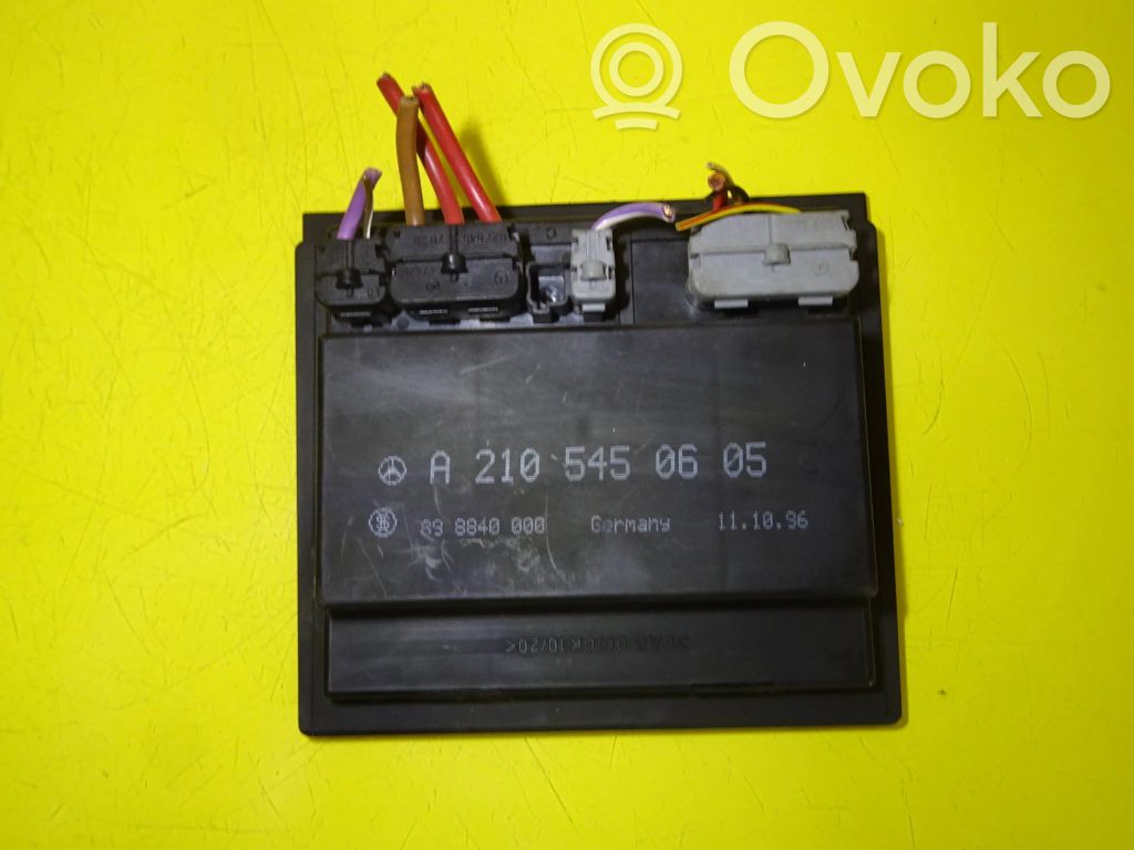 Mercedes-Benz E W210 Module d'éclairage LCM 
