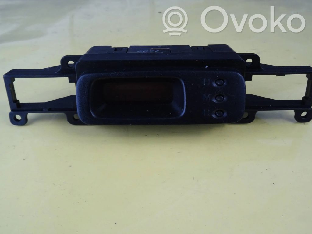 Hyundai Accent Screen/display/small screen 