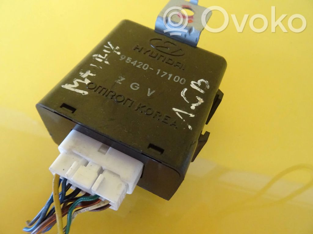 Hyundai Matrix Window wiper relay 