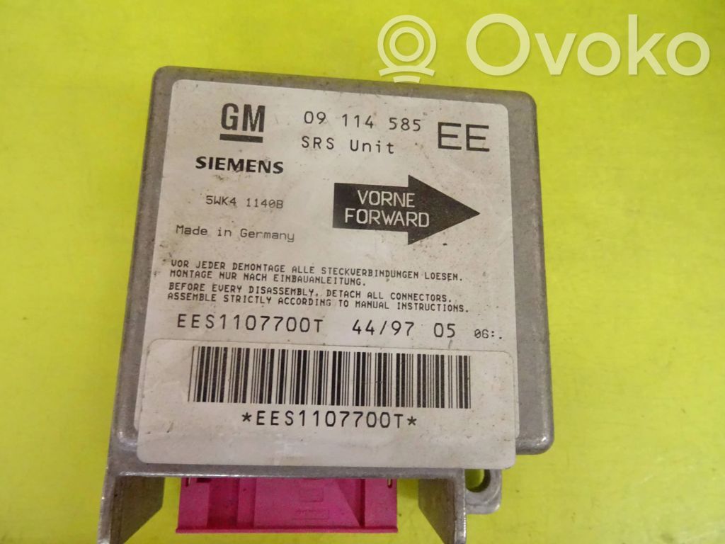Opel Corsa B Airbag control unit/module 