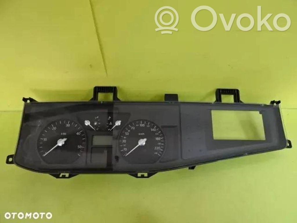 Geschwindigkeitsmesser Cockpit   8200013676C