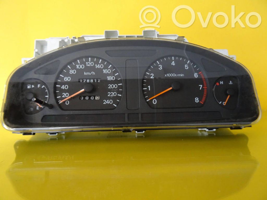 Mitsubishi Galant Speedometer (instrument cluster) 