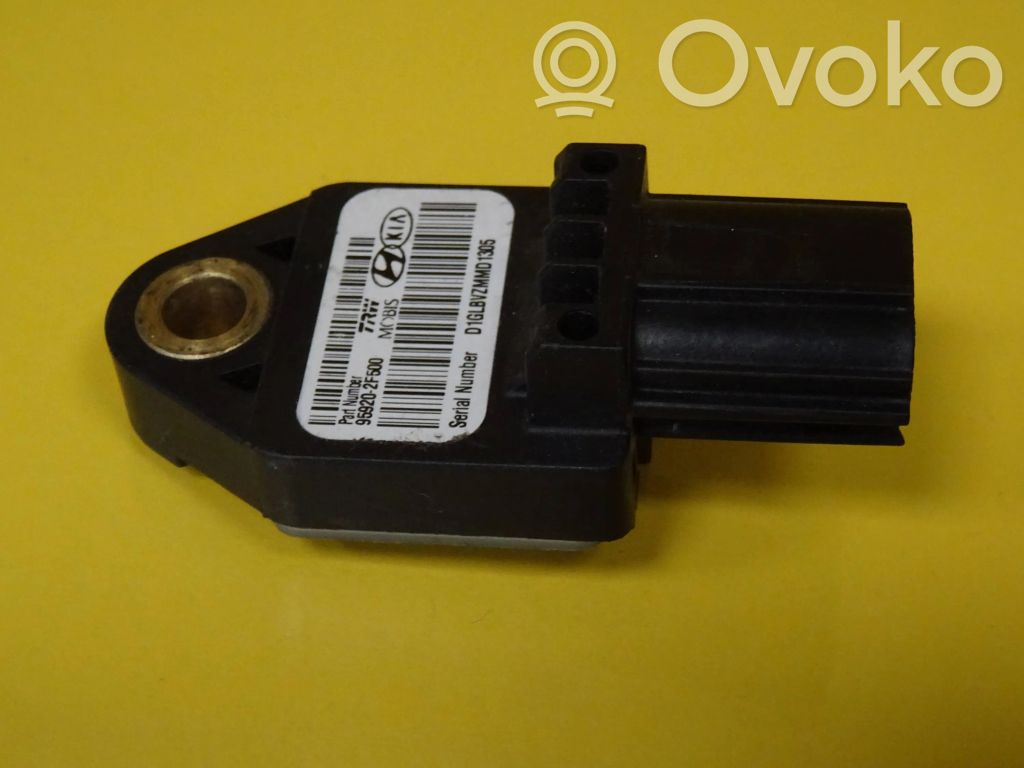 KIA Carnival Airbagsensor Crashsensor Drucksensor 