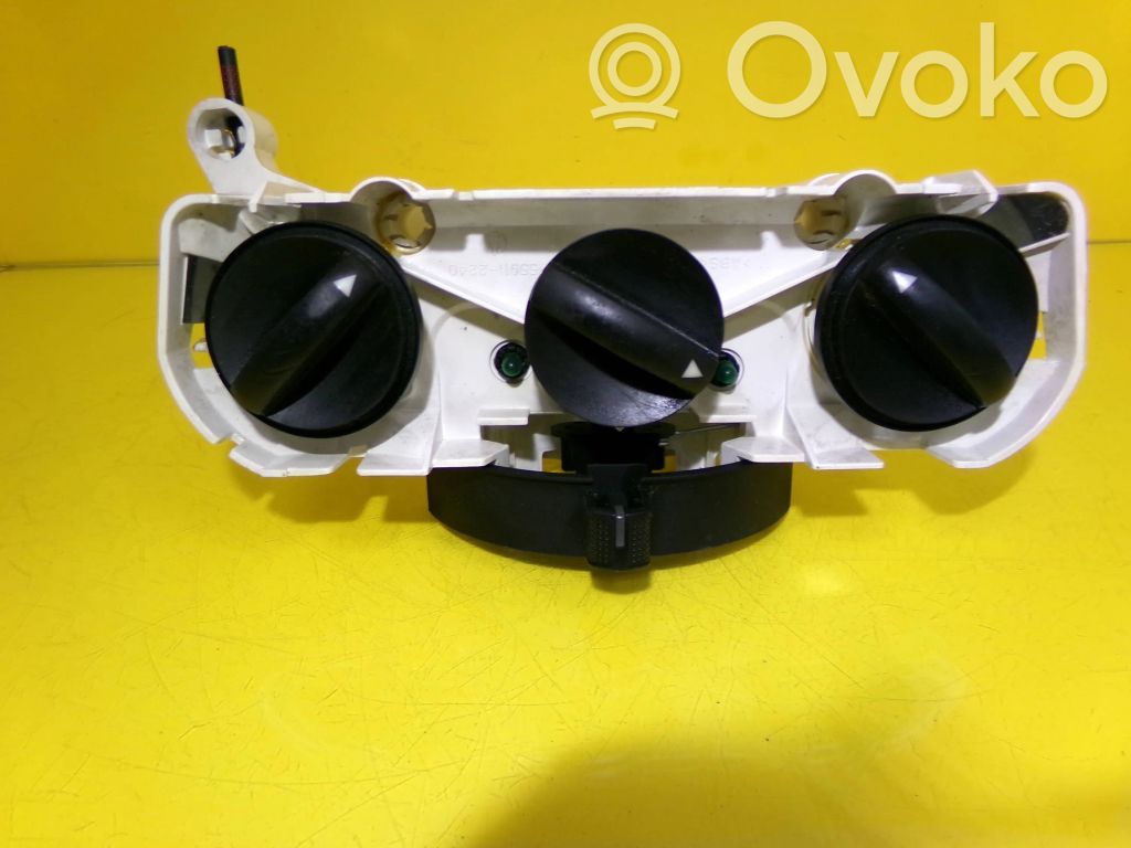 Toyota Corolla Verso E121 Interior fan control switch 