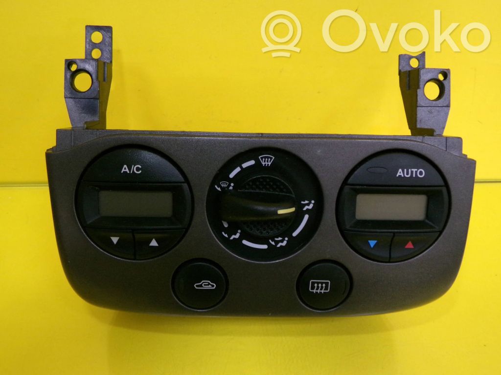 Nissan Primera Climate control unit 