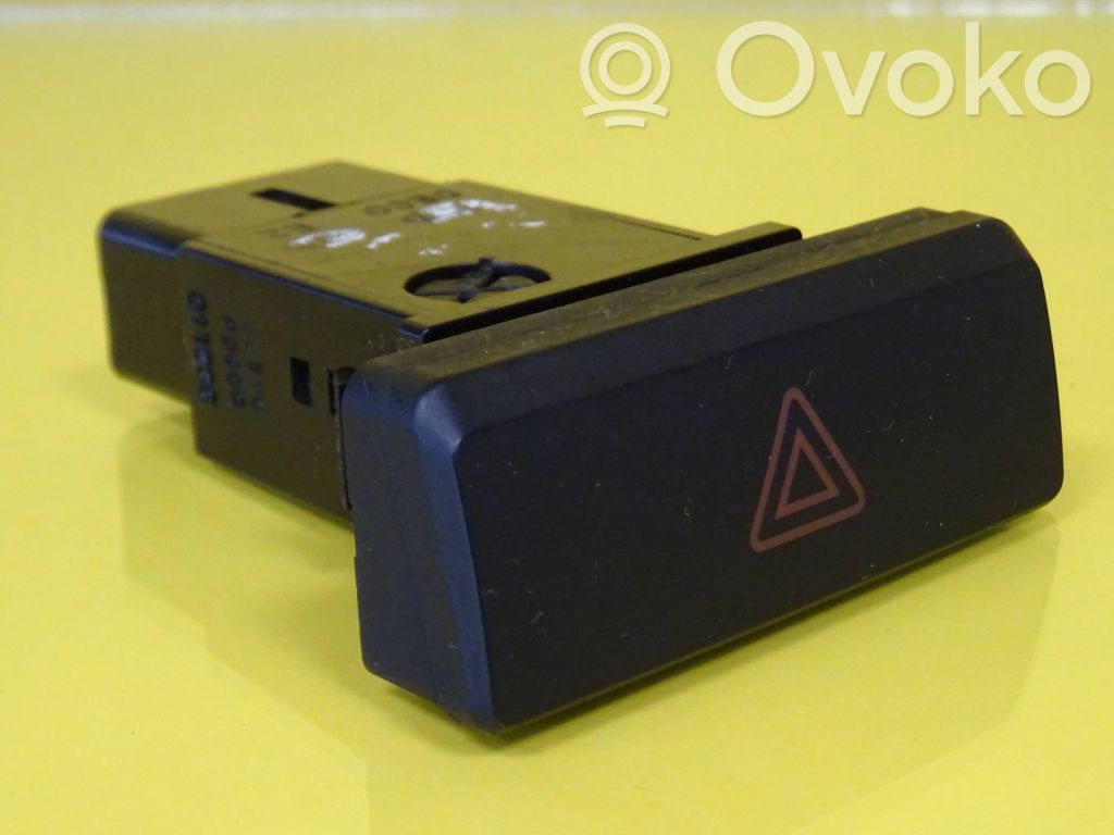 KIA Rio Hazard light switch 