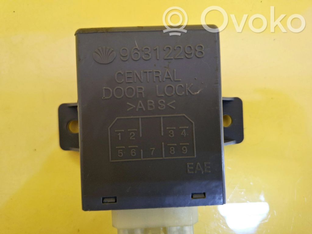 Daewoo Nubira Door control unit/module 